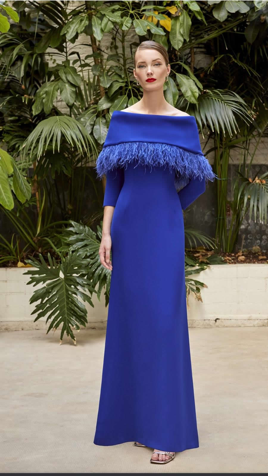 Vestido largo plumas - Imagen 3