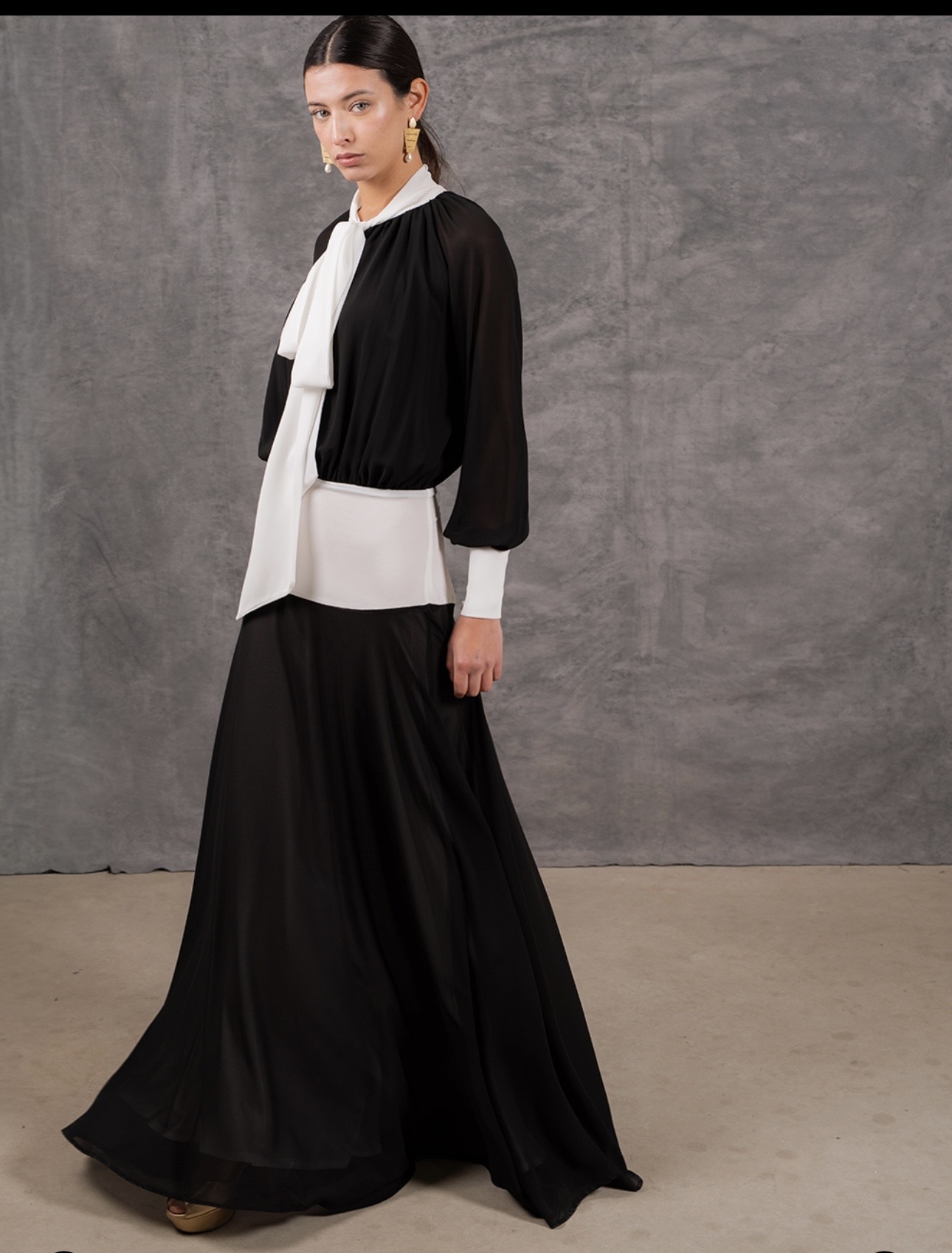 Vestido Extra Largo Sárate Negro - Imagen 2