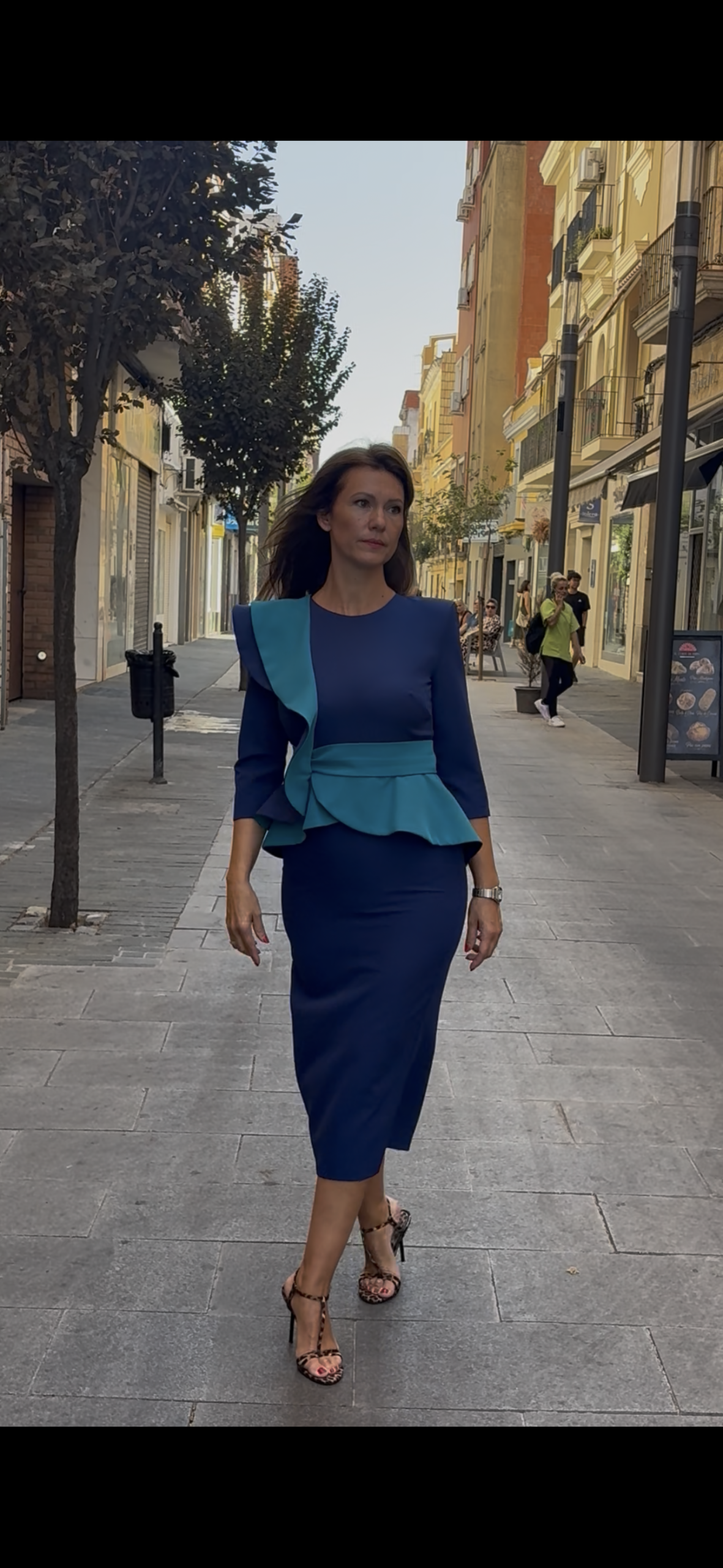 Vestido Silvia Peplum Azul - Imagen 3